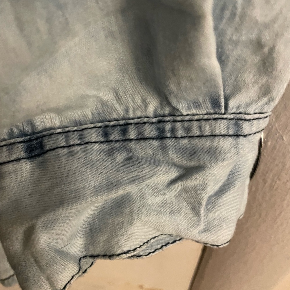 Thrill Distressed Indigo Shirt - Picture 7 of 7